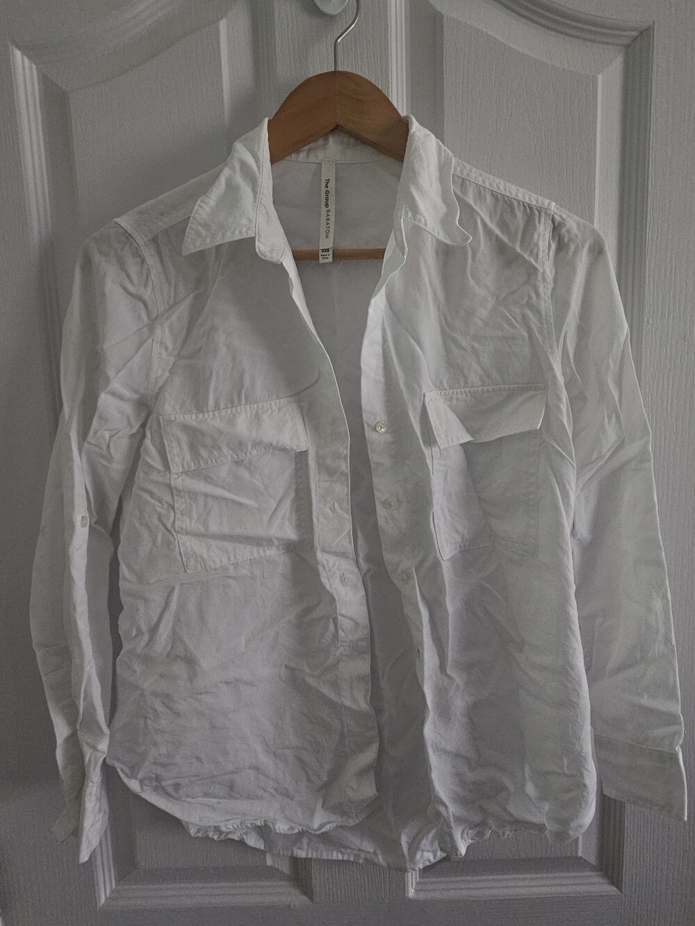 Aritzia Babaton Classic White Women's Button-Up Shirt